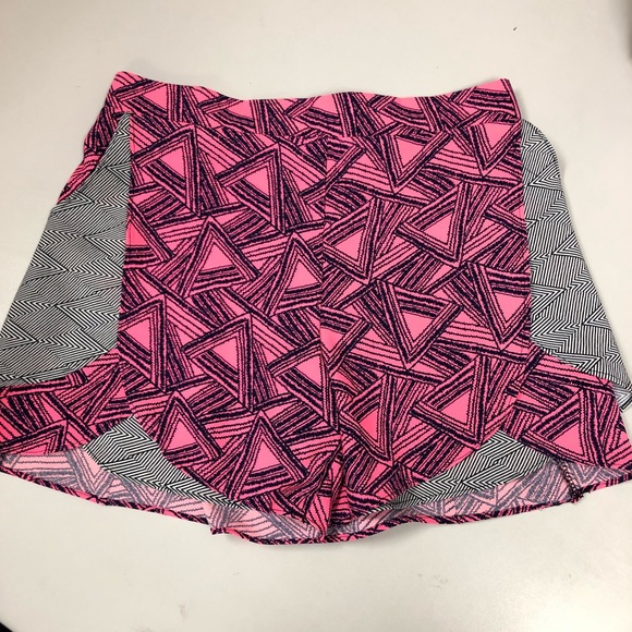 Geometric Shape Shorts - Picture 2 of 7